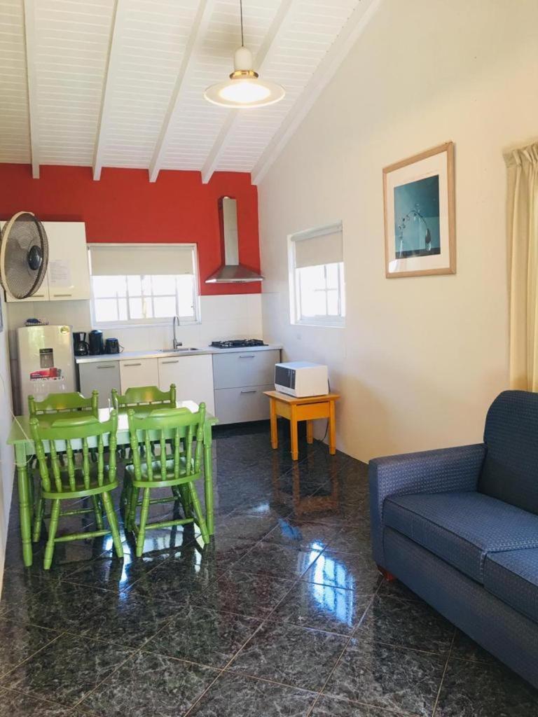 Aparthotel La Felicidad Aruba Oranjestad Exterior foto